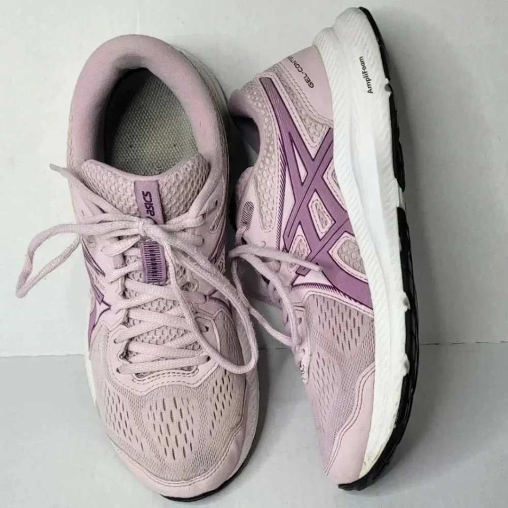 ASICS Gel Contend 7 'Amplifoam.  Size 8.5 Barely Rose'